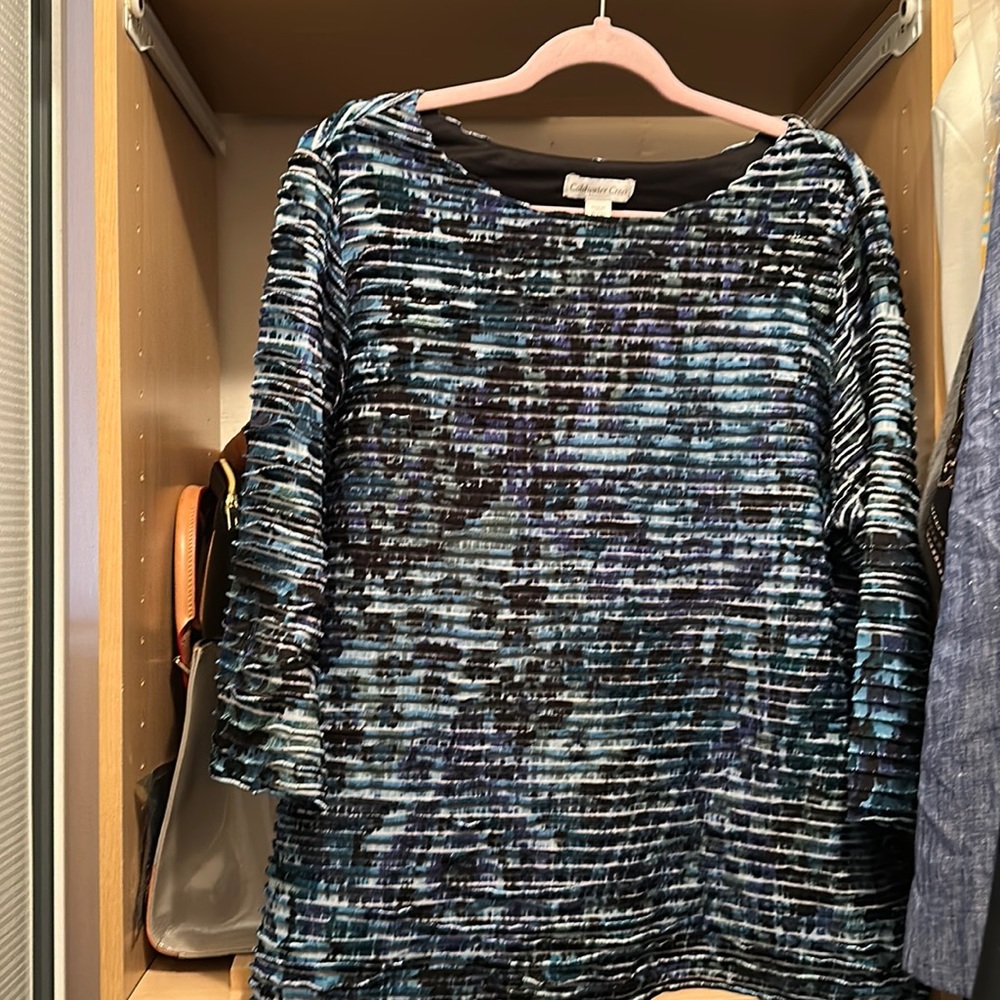 Multi color 3/4 sleeve blouse !